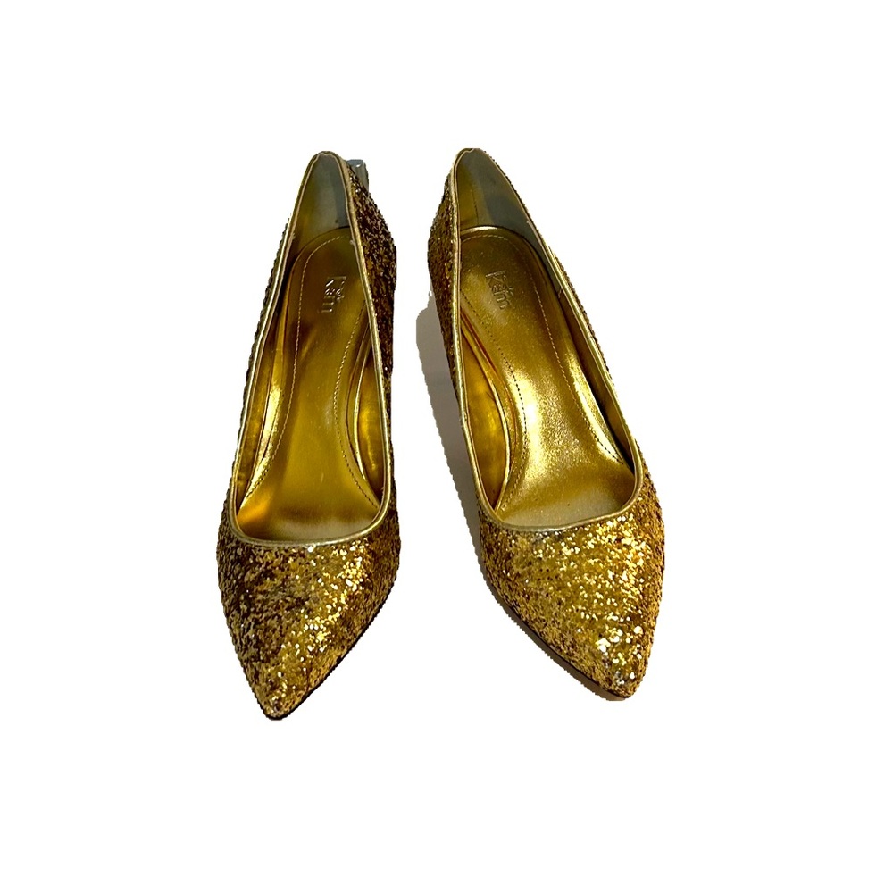 GOLD GLITTERY HIGH HEELS SHOES POINTY IN SIZE 8 two inches heels